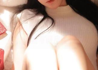 微密圈 – 120斤的小王同学的兔女郎画像：蕾丝与调皮的交织