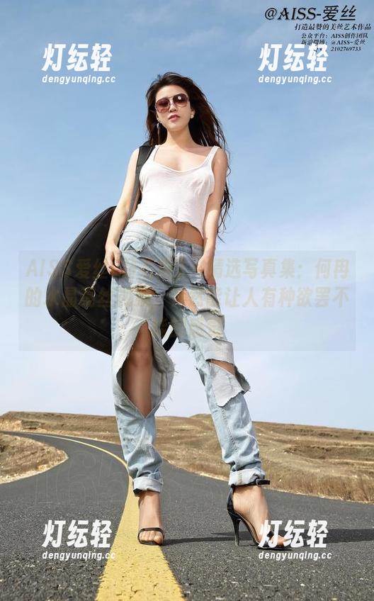 AISS爱丝(钻石版) - 精选写真集：何冉的水晶亮丝视频，竟然能让人有种欲罢不能的感觉