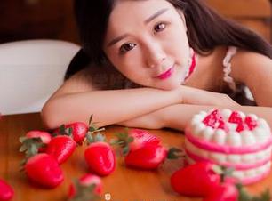GIRLT果团网 – 莫雅淇的学妹作品集，分享中有种说不出的俏皮感…