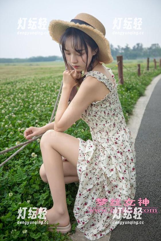 MSLASS梦丝女神 - “雪馨在线，黑丝袜把‘学院风’化记为史诗般的力量！”原图奉上，情不自禁啊