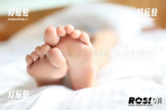 ROSI提交的“花嫁”图片，你是想给我嫁个好人还是只看花？