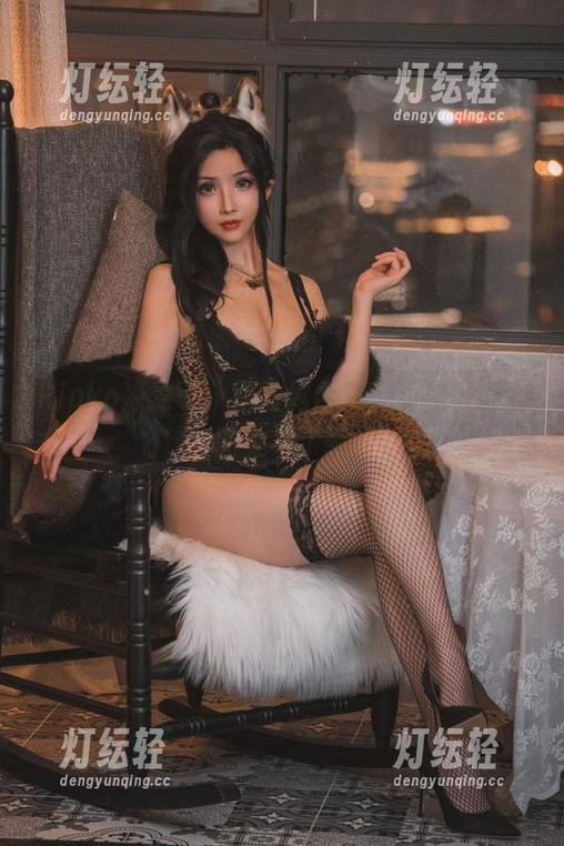 Rioko凉凉子：双马尾合集，劝你小心心脏受不了啊