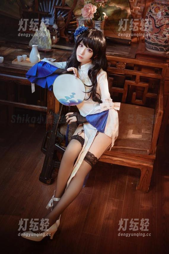 Shika小鹿鹿的圣诞作品精选，总有一套让你忍俊不禁！