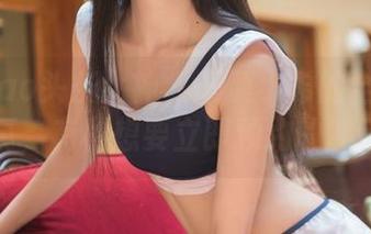 TouTiao头条女神 – 看莫小希的全套豹纹写真，有种想要立即预约的冲动。