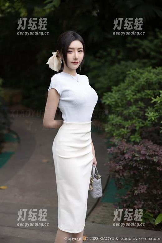 XIAOYU语画界 - 郑颖姗花嫁图集又更新了，这回我差点忍不住掀婚纱！