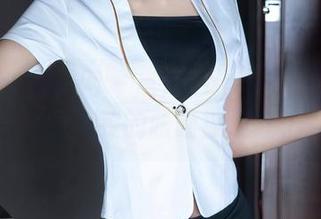 Xiuren秀人网 – 点开Carol周妍希的粉色套图，我的眼睛被涨红了。