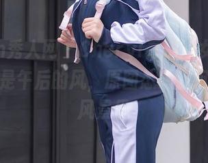 Xiuren秀人网 – Cheryl青树的女孩看起来真像是午后的风，原图怂恿我沉醉在小风景里