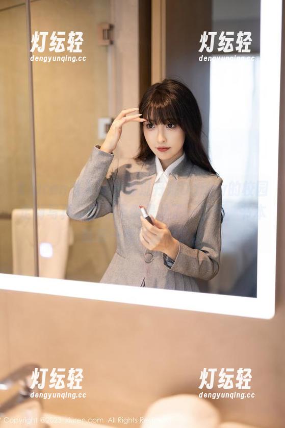Xiuren秀人网 - 看过丹妮Danny的校园定制写真，我今天倒是松了一口气，书本就在一旁默默哭泣。
