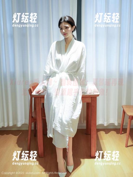 Xiuren秀人网 - 翻转图库：夏馨瑶再现透明风潮，资源超乎你的想象！