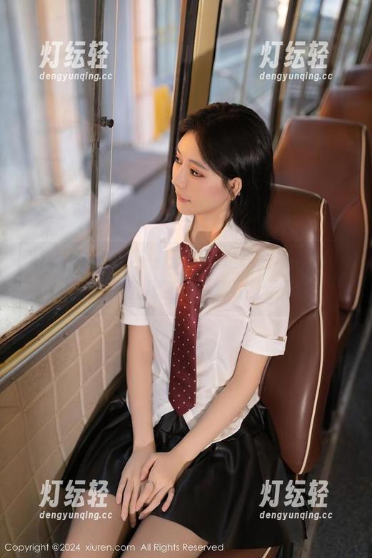 Xiuren秀人网 - 王雅姗是我制服系列，图库随便选几张，我算不上判断？