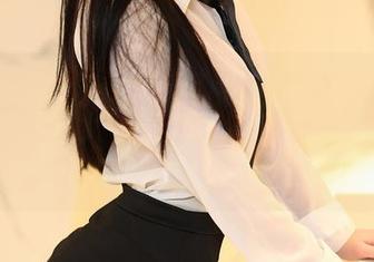 YouMi尤蜜荟 – 周思乔Betty图集更新，体操服的淑女气质，人人应该拥有属于自己的体操时刻！