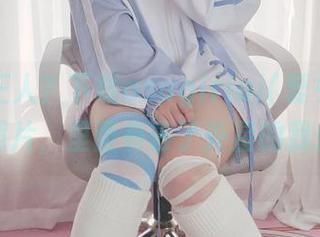 双人=仨人？下载asagiriai(爱ちゃん)的照片，里面有去了外星的我们！
