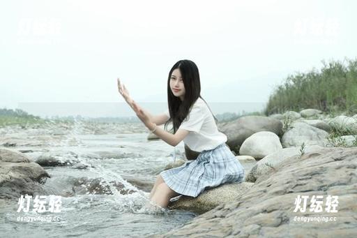 eloise软软拍的花嫁，美图翻了个身又翻回来