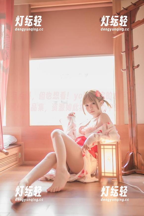 有点懵，但也想看！yoko夏宅的水手服黑丝作品集，资源如此痛快，心中暗道好！
