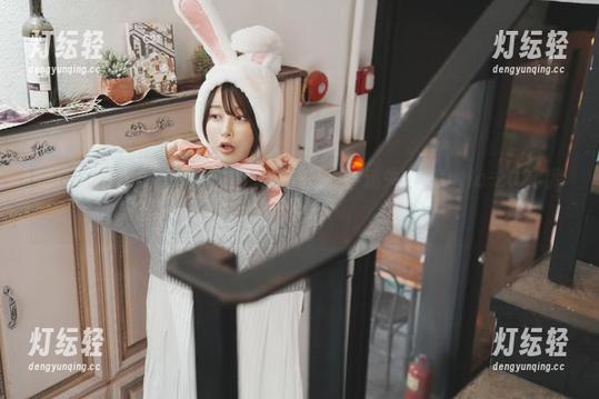 请让我在いくみ(育美)的无圣光写真中迷失，Fantia-2024我来了！