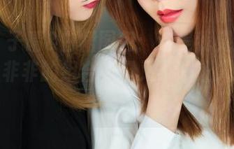 丽柜 – 子晴&白裙图包：这是我见过最让人想入非非的组合，但又不想让人太过抒情？