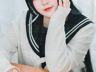 制服+白丝=兔玩映画的在线资源，脑袋里突然出现了小花