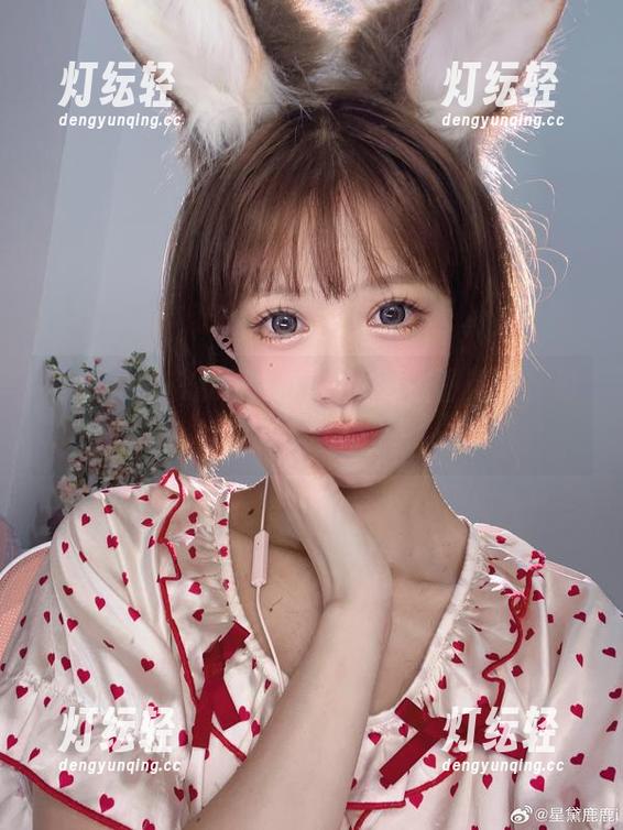 再来一波千反田鹿子的透明美图精选，可能会有点透不过去。