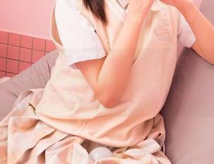 嗲囡囡 – 校服写真：SiByl李思宁的校园气息总是那么让人想要停下来看看