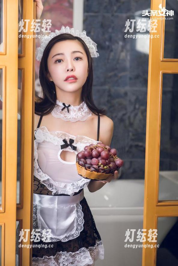 头条女神-果儿Victoria 头条女神 - 果儿Victoria的白衬衫和我一拍即合,图包求个安慰吧~