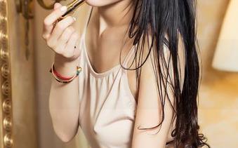 头条女神 – 美图背心晒不停，迪爱儿亲自上阵，真心建议分享！