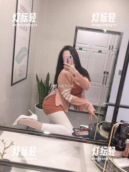 微密圈 - 校服造型下的宸大小姐，资源好得让人头疼！
