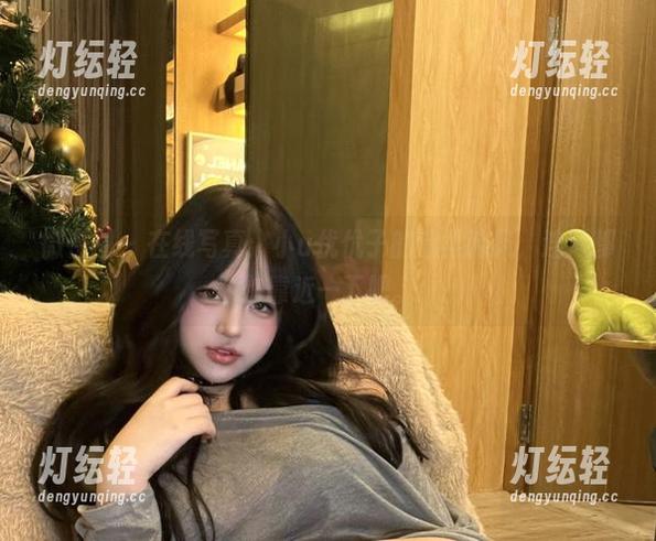 微密圈 - 在线写真：小u优优子的温柔韩风，连风都想靠近一下吧。