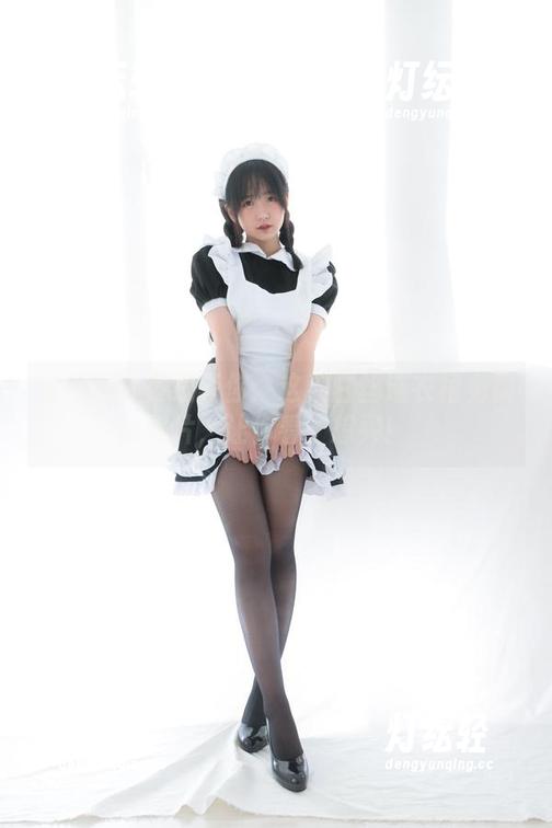 少女秩序在线等你：这款白丝连衣裙免费照片，让你看了想买！