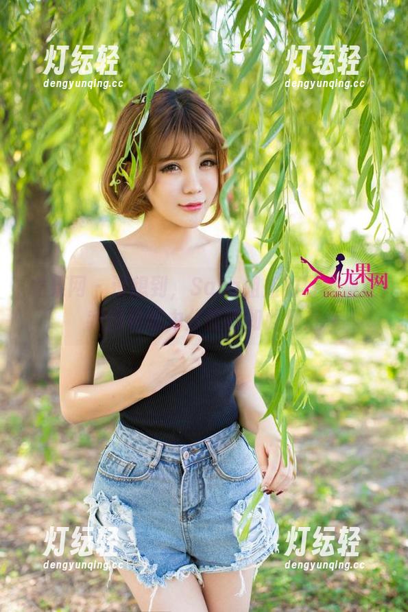 尤果网 - 没想到，Sara姐姐的写真集让我的注意力分散得如此彻底