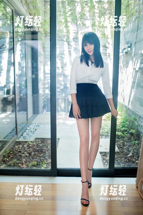 推女郎 - 沙子老师的校服完全是低调奢华，快去图库下载！反正今天就不想学习！