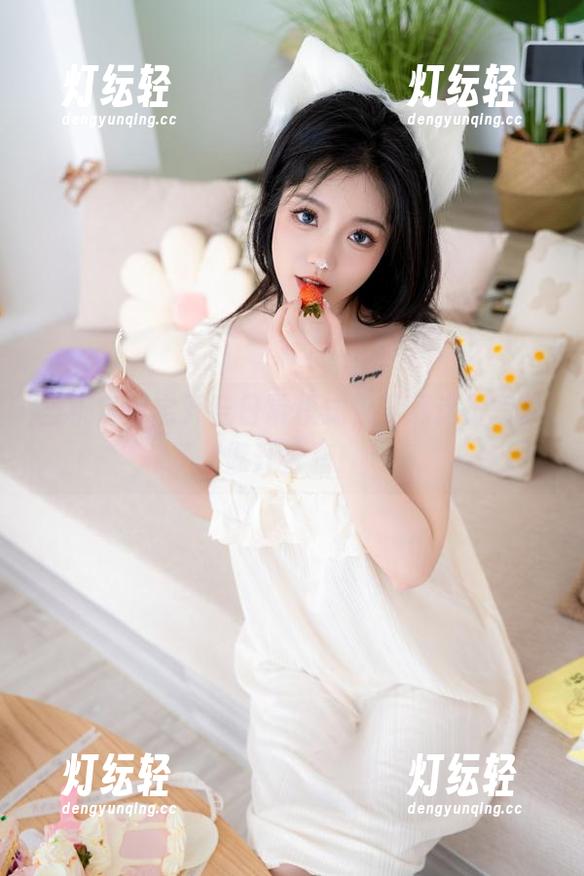 当桃良阿宅开启日常模式，下载这份写真像开宝箱！