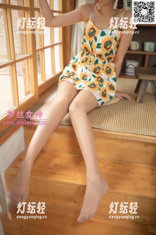 梦丝女神 - 晓晓婚纱图包：说实话，没见过这么能抓住目光的婚纱。