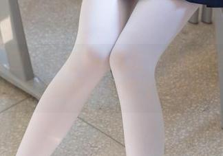 森萝财团 – 这组Sia在比基尼里的美图，设置壁纸的速度得飞起来啊！