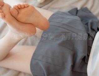 森萝财团来啦，OL黑丝写真分享，不再只是办公室的千人一面
