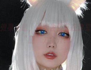 最新美腿效果来啦，椒妮佐仁又在这里分享她的“腿”力全开！
