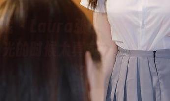 模范学院 – Laura张小妮的“学姐”套图：无圣光的时候太真实了，腿也太长的吧？