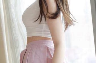 模范学院 – 福利不止于此！白子嫣nicky豹纹写真，让我想拿摇滚马甲做装束！