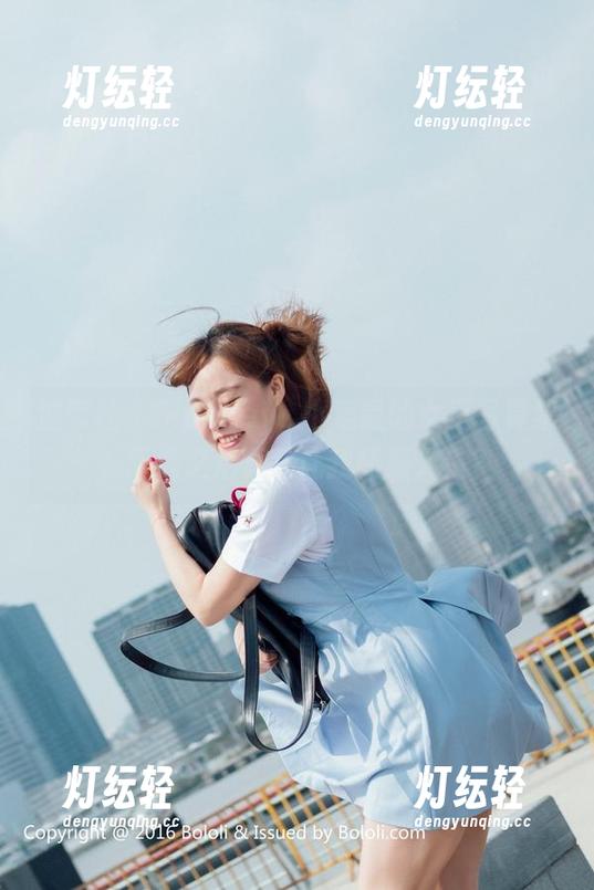 波萝社-Monkey_小潘鼠 波萝社 - Monkey_小潘鼠的女王写真集,下载之后竟然让我怀疑人生?