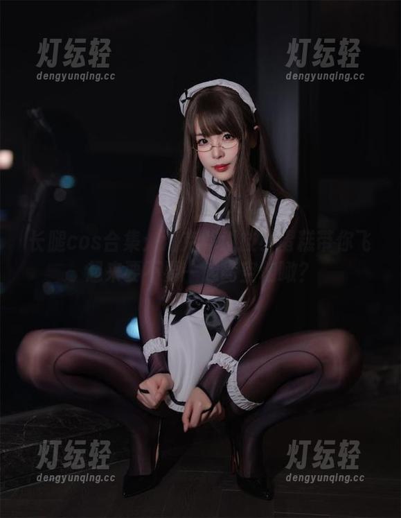 长腿cos合集：海克斯科技小蛋糕带你飞起来要不要一起高空俯瞰？