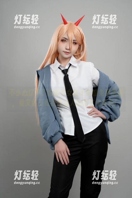 不小心打开了爆机少女喵小吉的免费图册，看艾达王竟然能让人忘却生化危机！