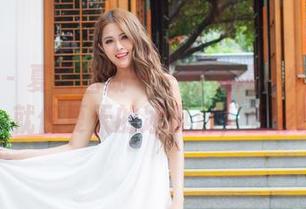 爱蜜社 – 夏日图册——程小烦不烦的服装搭配，就像夏天的冰淇淋，五彩缤纷！