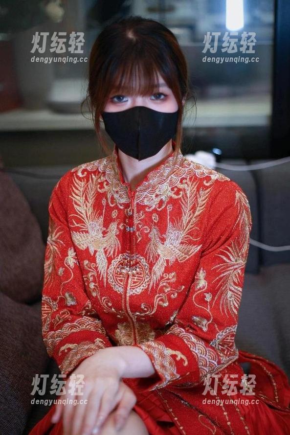 白龙猫女 微密圈 - 下载白龙猫女的黑白套图,给你的相册增添一丝喜感!