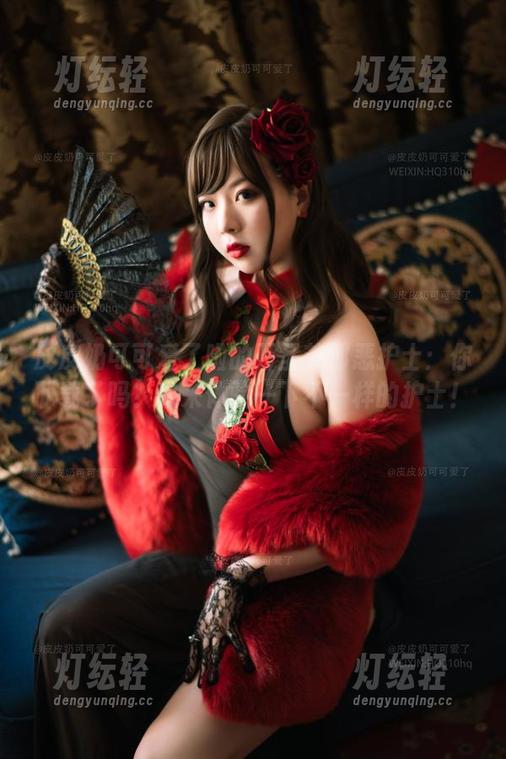 皮皮奶可可爱了啦的万圣节邪恶护士：你下载了吗？快来体验一下不一样的护士！