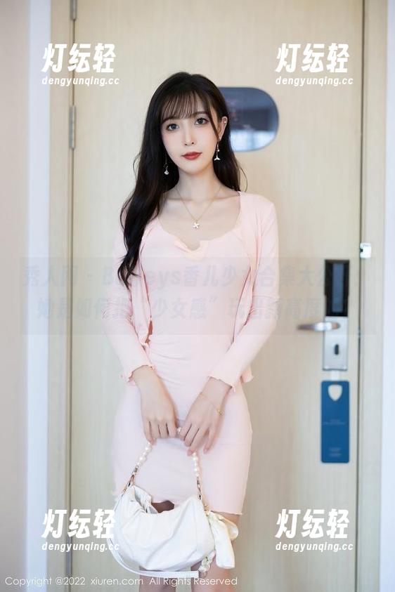 秀人网 - Baileys香儿少女合集大公开：她是如何把“少女感”玩出新高度的？