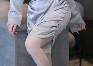 秀人网 – Nancy小姿的新图集，定制那么多只为裤里丝！