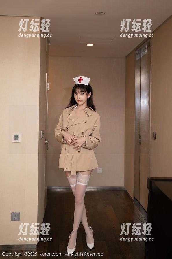 秀人网 - 南初妹妹，模特圈的新生力量！免费原图让你爱得不要不要的，有人说我眼光独到，嘿嘿。