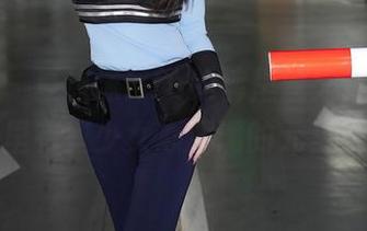 秀人网 – 夏沫沫tifa的裤里丝大揭晓，合集里有些少女心满满的元素哦。
