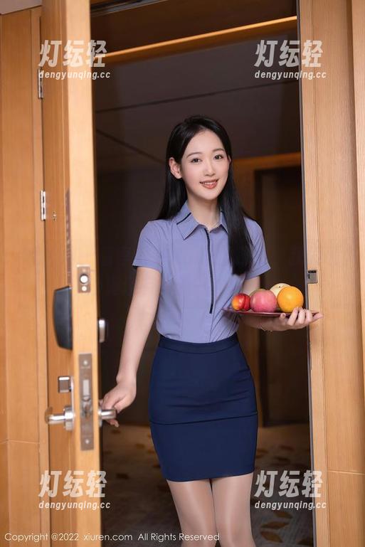 秀人网 - 看李雪婷Anna的泳装，我发现沙滩还有另外一种可能！