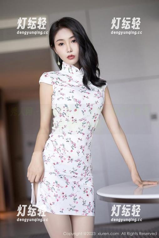秀人网 - 王俪丁写真：少女，她怎么能这么会摆Pose呢？