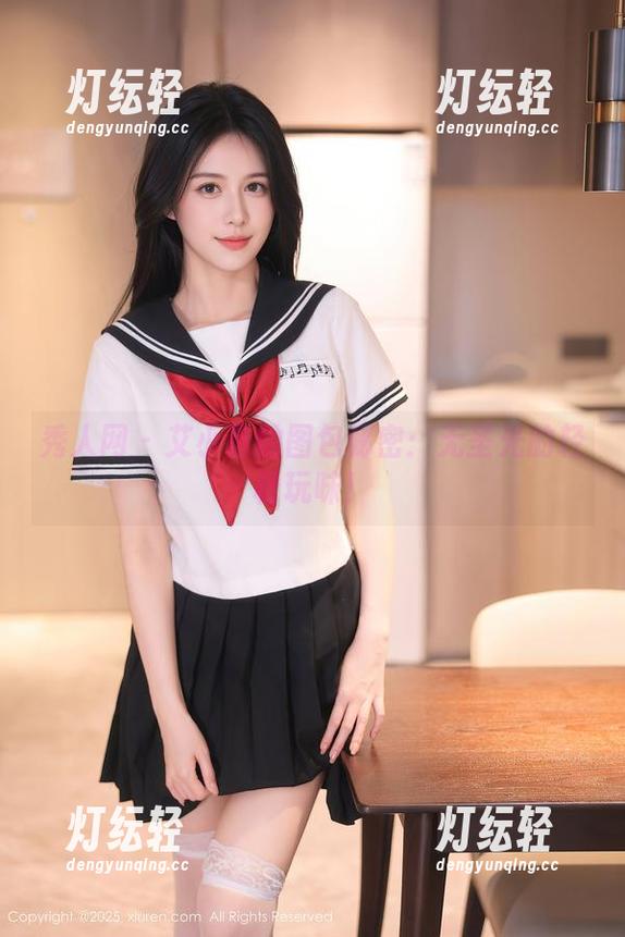 秀人网 - 艾小青的图包秘密：无圣光的轻松玩味！